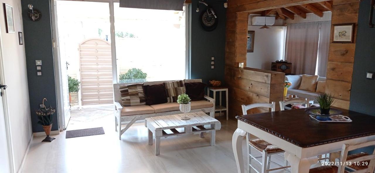 Alternative Country House 10 Minutes From Athens Airport Луца Экстерьер фото
